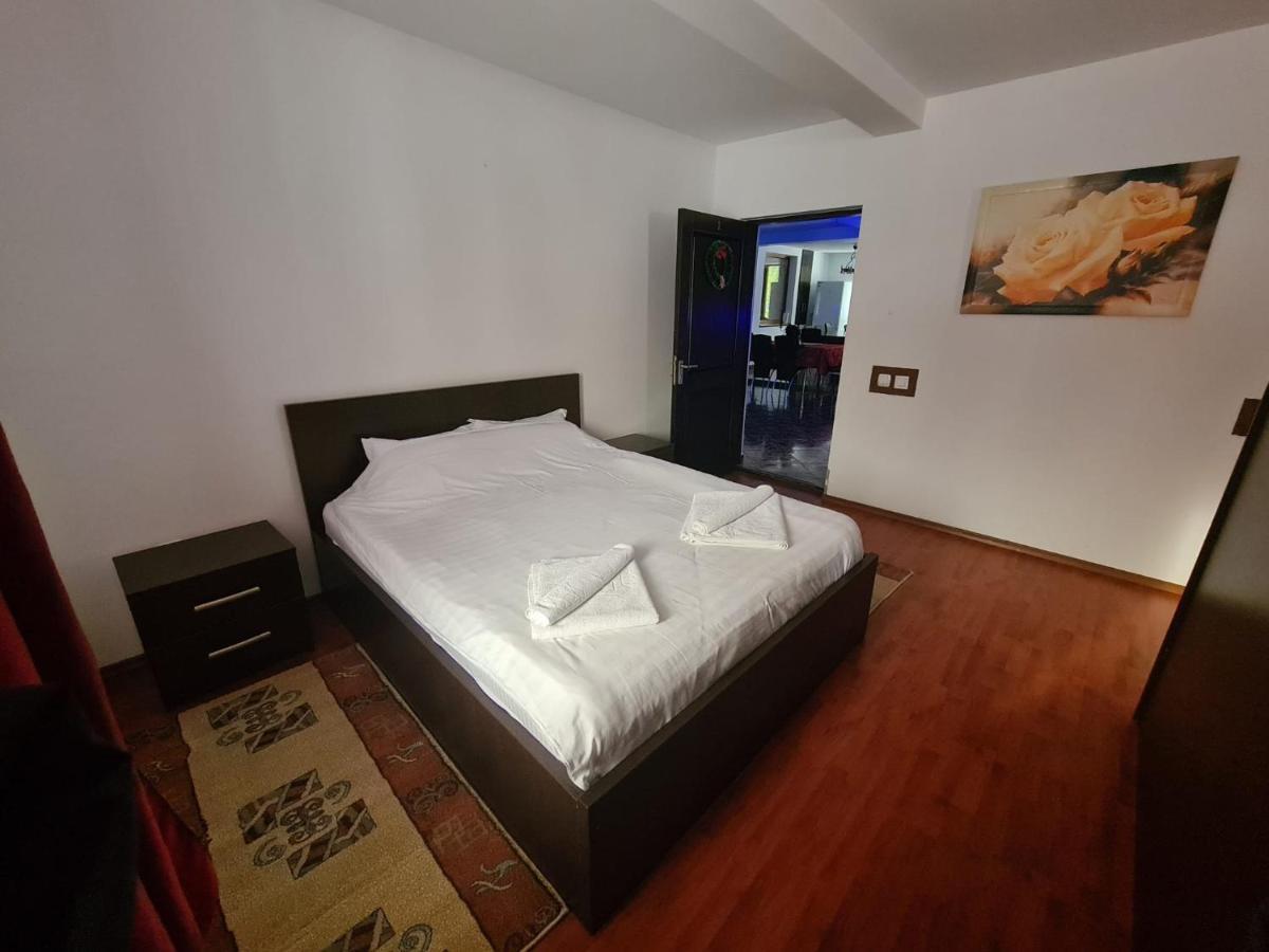 Casa Voronet Hotel ภายนอก รูปภาพ